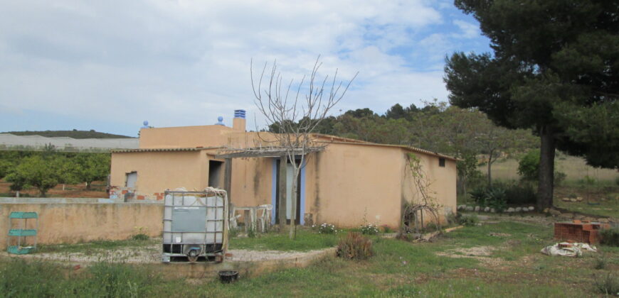 FINCA RÚSTICA CON CASETA